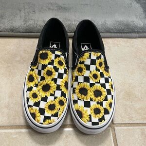 SOLD Vans Asher sunflower sneakers